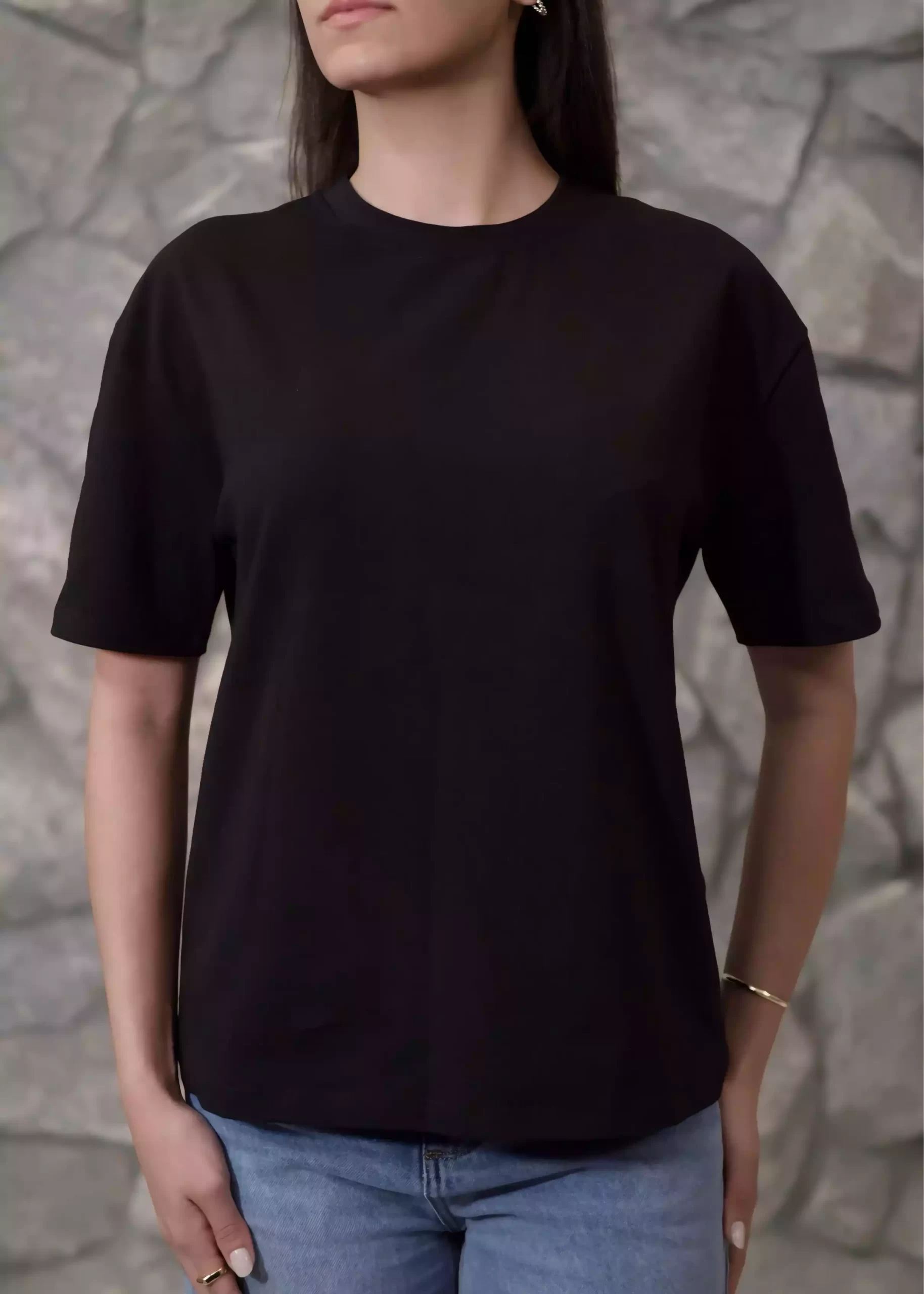 Camiseta Bruna preta Camiseta Bruna Preta - Imagem 1